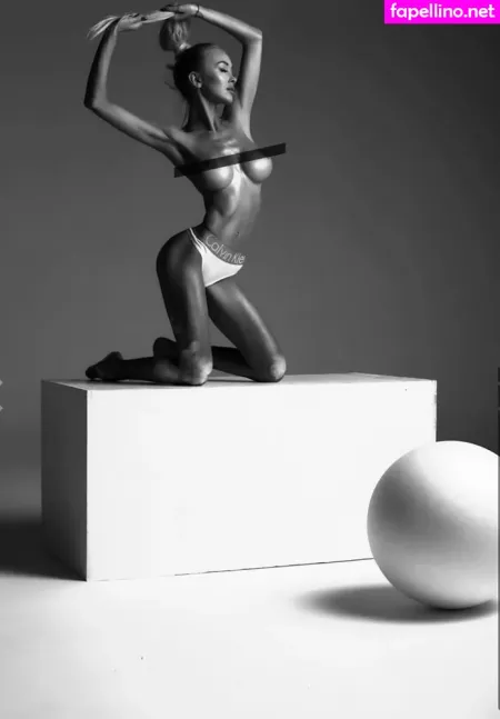 Julia Dybowska OnlyFans Thumbnail #ZW2VIjHlnL