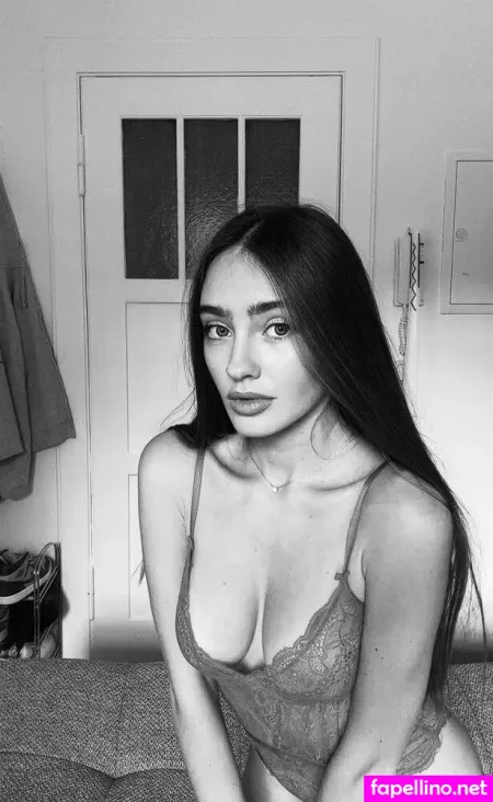 Julia Erokhina 1 OnlyFans Thumbnail #97h3AF0VYG