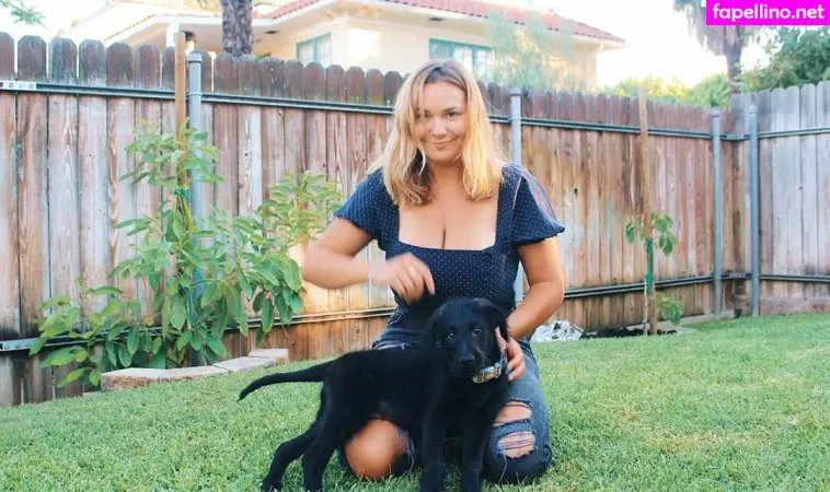 Julia G OnlyFans Thumbnail #LEqIV3An9B