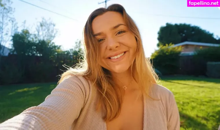 Julia G OnlyFans Thumbnail #XwsmdaDbuz