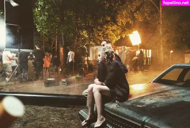 Julia Garner OnlyFans Thumbnail #6qEUTFsZ45