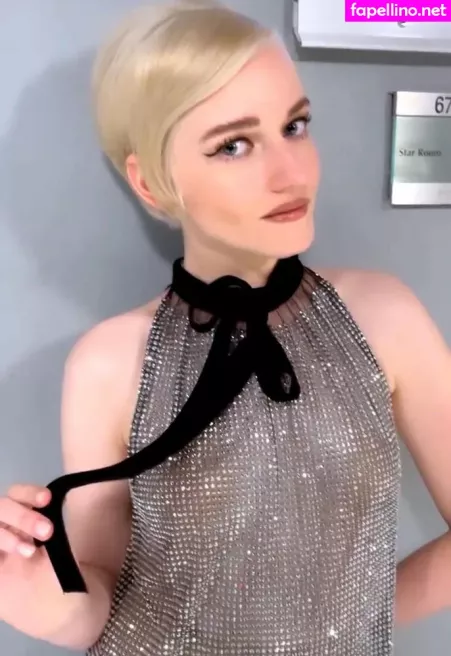 Julia Garner OnlyFans Thumbnail #pv7ZDLL1wq