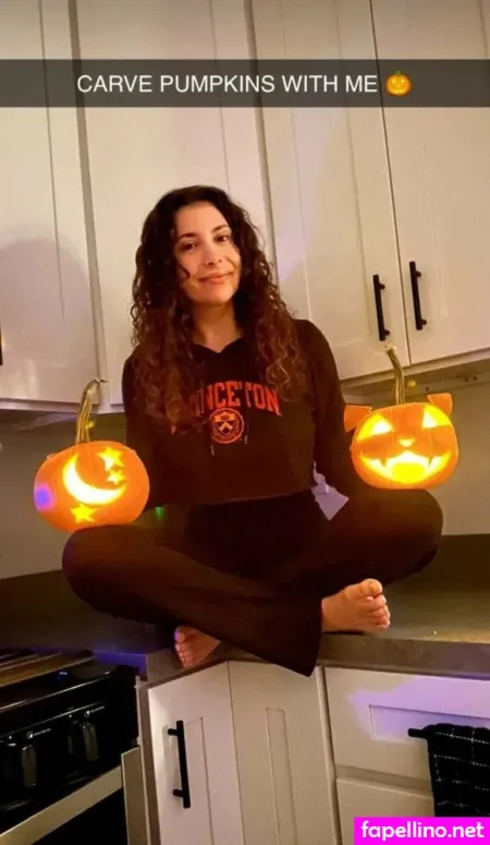 Julia Gilman OnlyFans Thumbnail #ICF0w9VdlI