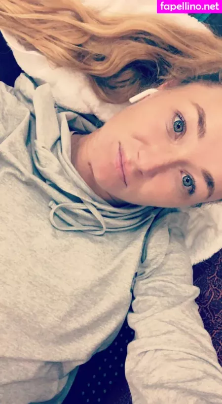 Julia Glushko OnlyFans Thumbnail #L4XtY8KTc1