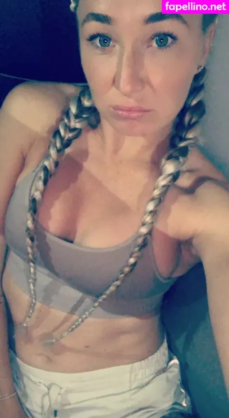 Julia Glushko OnlyFans Thumbnail #f3Ki4q9hcr