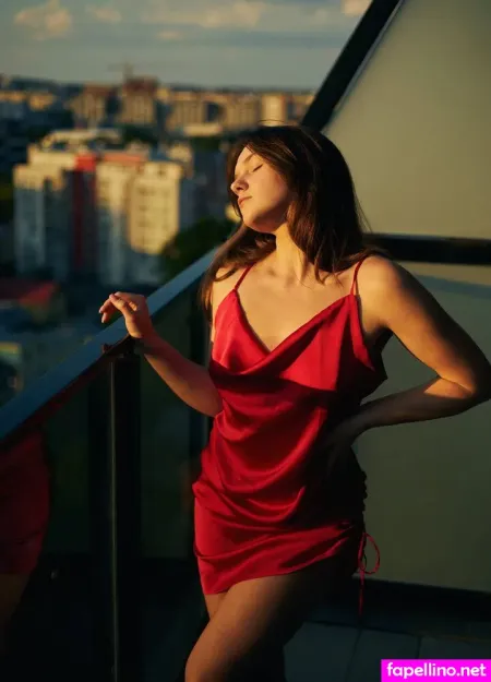 Julia Goddes OnlyFans Thumbnail #wLzl1Pt8Z3