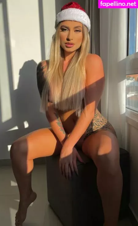 Julia Govea 1 OnlyFans Thumbnail #oxOZeR26tj