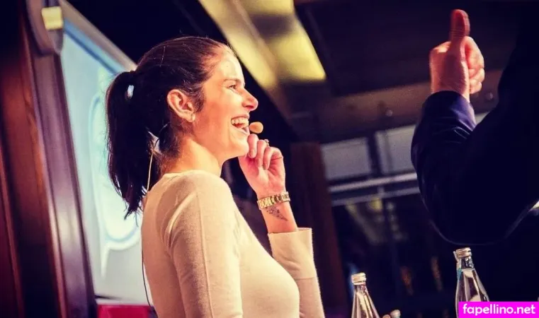 Julia Grges OnlyFans Thumbnail #8AgDzFxUcI