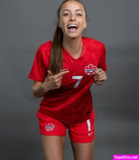 Julia Grosso OnlyFans Thumbnail #FBGaojNb45