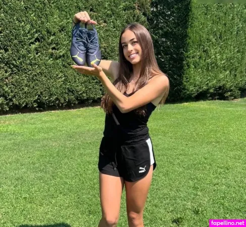 Julia Grosso OnlyFans Thumbnail #fLA7DTneLs