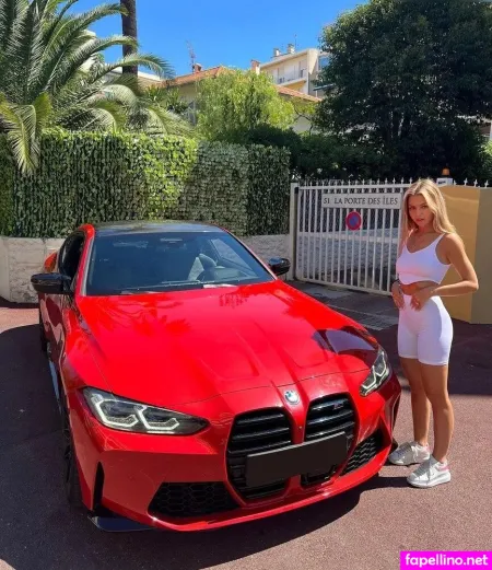 Julia Haller OnlyFans Thumbnail #NgM52RvWDz