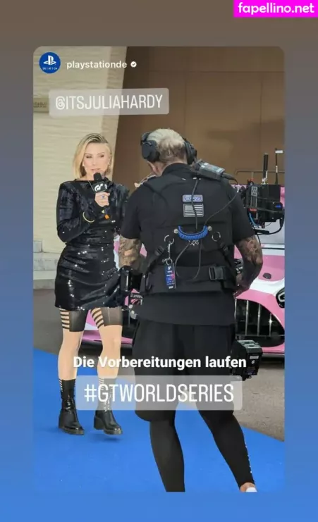 Julia Hardy OnlyFans Thumbnail #AJcGI1YbIC