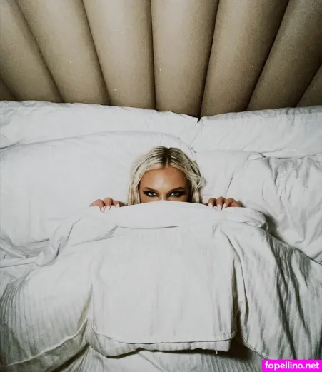 Julia Hart 15 OnlyFans Thumbnail #ZzJvw1msog