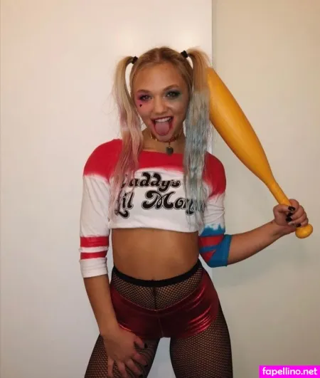 Julia Hart 15 Main Profile Photo