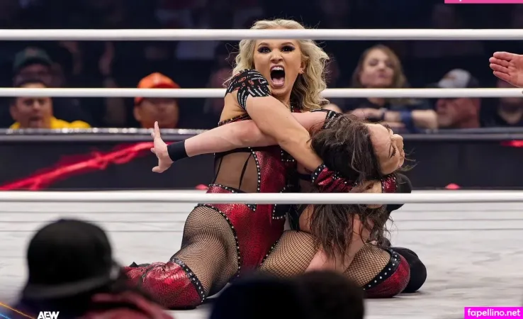 Julia Hart 15 OnlyFans Thumbnail #xh8E617PlM