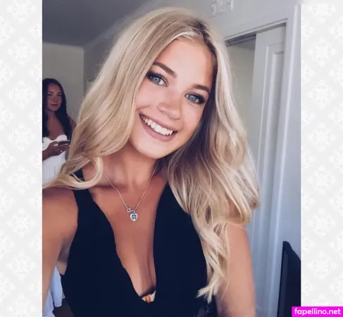 Julia Henriksson OnlyFans Thumbnail #ly8mlhI1Ia