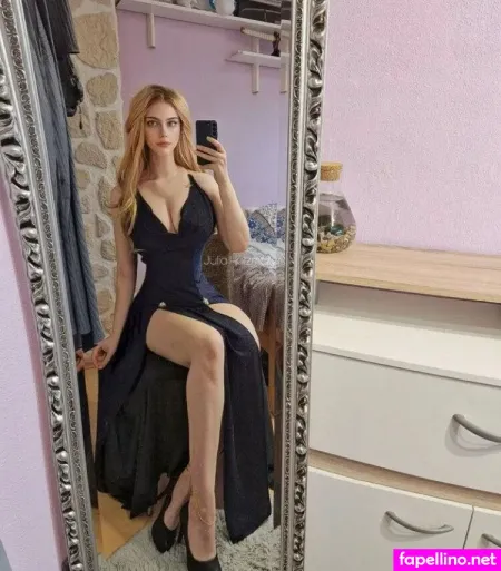 Julia Holzmuller OnlyFans Thumbnail #LXmazi5quu