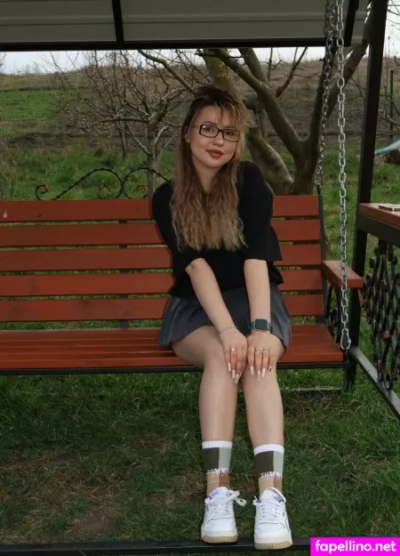Julia In Disguise OnlyFans Thumbnail #UHQwGok33E