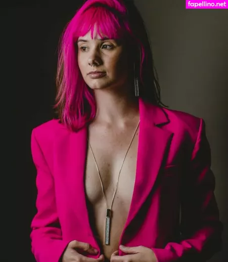 Julia K Barni OnlyFans Thumbnail #Xt0e6Zfl07