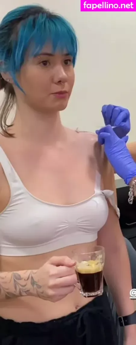 Julia K Barni OnlyFans Thumbnail #gVNYhT84VK