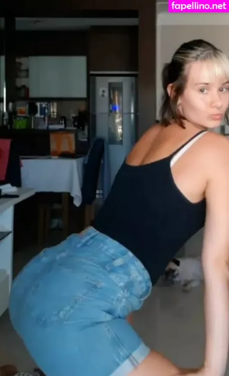 Julia K Barni OnlyFans Thumbnail #ohQHWBt0IL