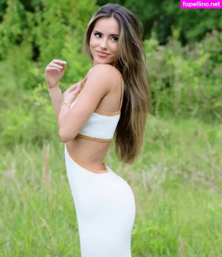 Julia Katelyn Ernst OnlyFans Thumbnail #4XcHMvnpLW