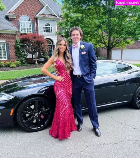 Julia Katelyn Ernst OnlyFans Thumbnail #BReU6bP24W