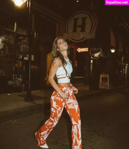 Julia Katelyn Ernst OnlyFans Thumbnail #NJNwDKjzIp