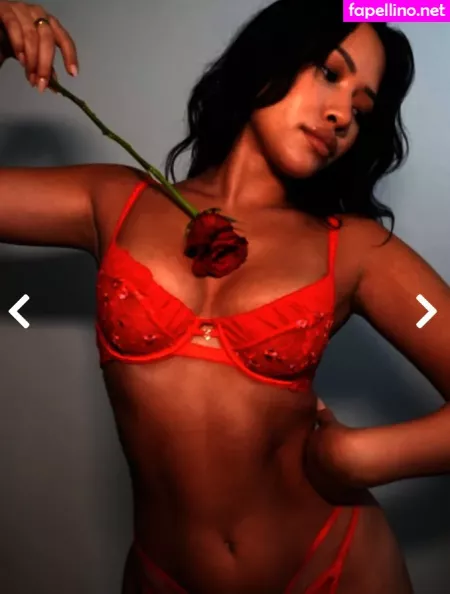 Julia Kelly OnlyFans Thumbnail #nSDnCyPBCt