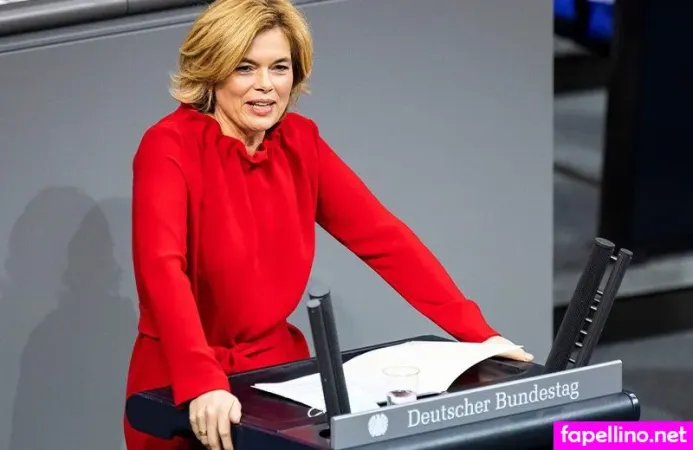 Julia Klckner Main Profile Photo