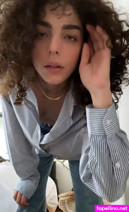 Julia Konrad OnlyFans Thumbnail #9E2xNA8Pxq