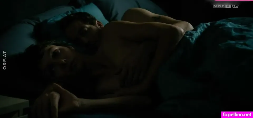 Julia Koschitz OnlyFans Thumbnail #c2NnRB7Szc