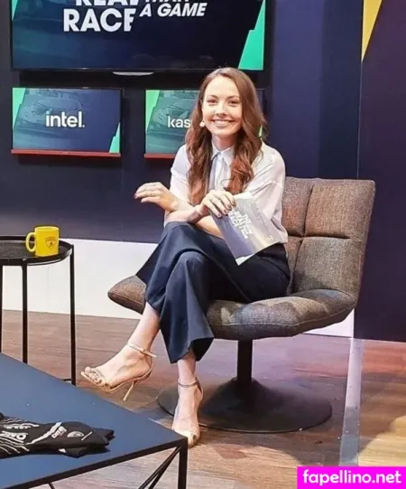 Julia Krger OnlyFans Thumbnail #FMKH8i4auL