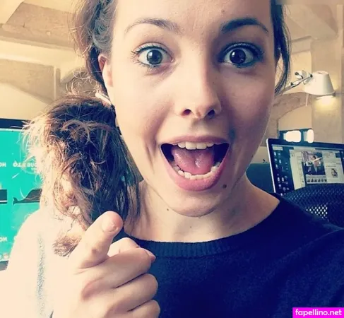 Julia Krger OnlyFans Thumbnail #I4IGnrhEeg