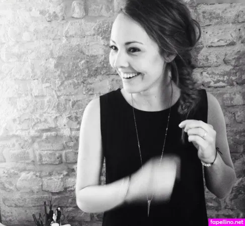 Julia Krger OnlyFans Thumbnail #LBX1W9kWCf