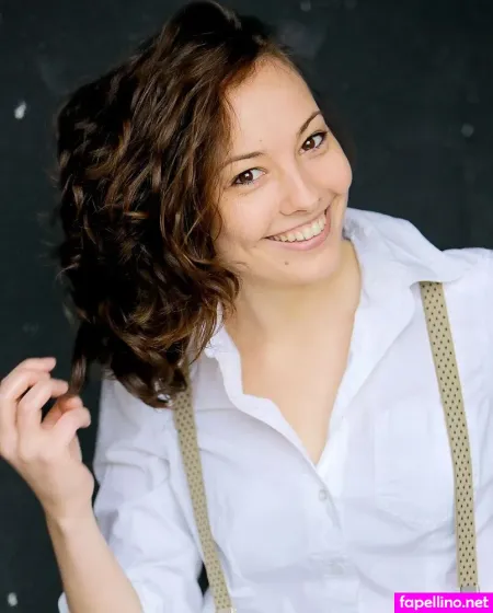 Julia Krger OnlyFans Thumbnail #gEei3jjwC5