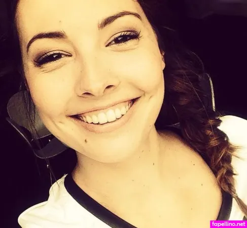 Julia Krger OnlyFans Thumbnail #h7Vi3tlqJZ