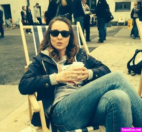 Julia Krger OnlyFans Thumbnail #mOa0EktgDy