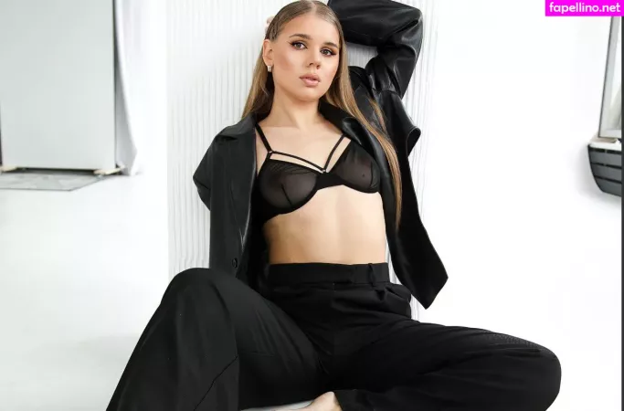 Julia Kul 1 OnlyFans Thumbnail #ZLnatwQcPG