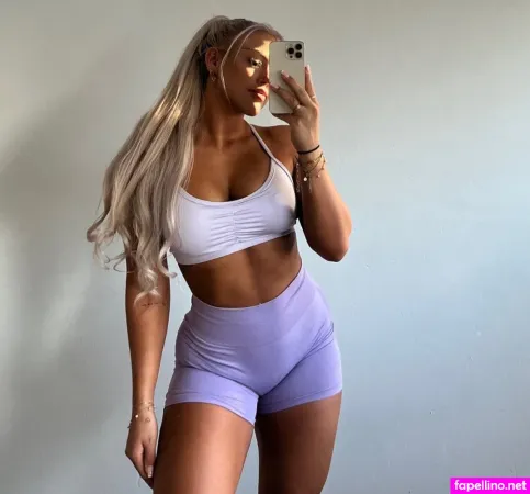 Julia Leonie OnlyFans Thumbnail #988ItwFa3K