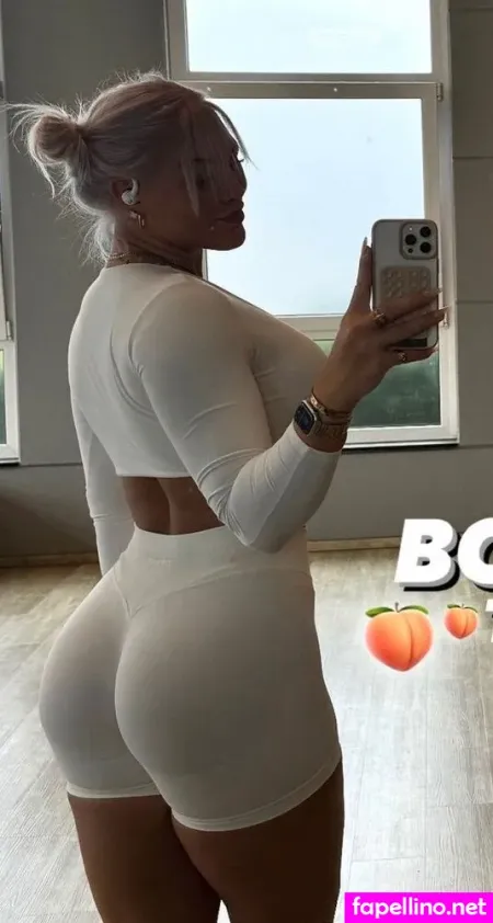 Julia Leonie OnlyFans Thumbnail #tILIHiB0Xr
