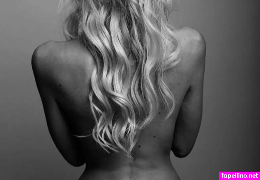 julialevyboeken_ Nude Leaked OnlyFans Photo #l0ksRtD36o