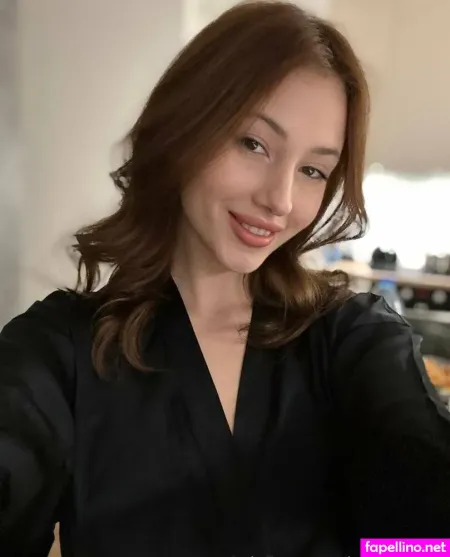 Julia Love69 OnlyFans Thumbnail #gNqqNXJq01