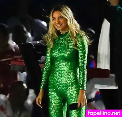 Julia Michaels OnlyFans Thumbnail #ATaZzzVYf5