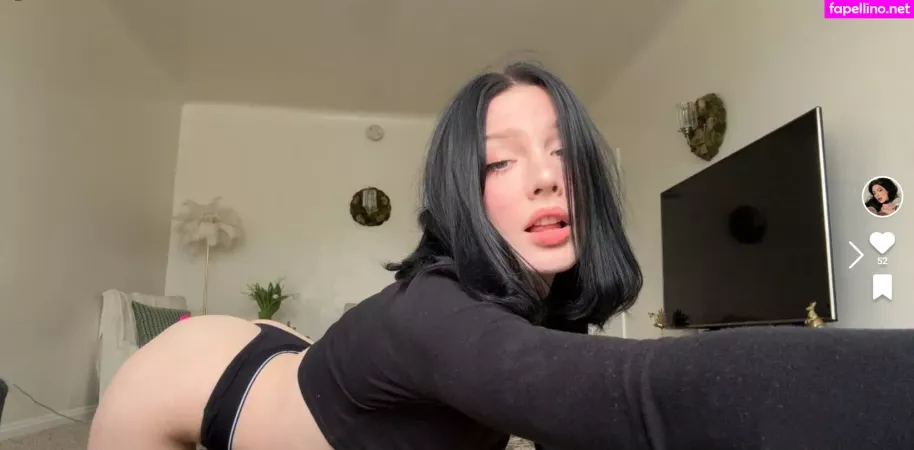 Julia Molligan OnlyFans Thumbnail #piNZbmXCZo