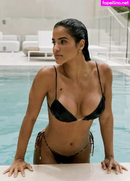 Julia Muniz Robinson OnlyFans Thumbnail #vS1tGMAGDI