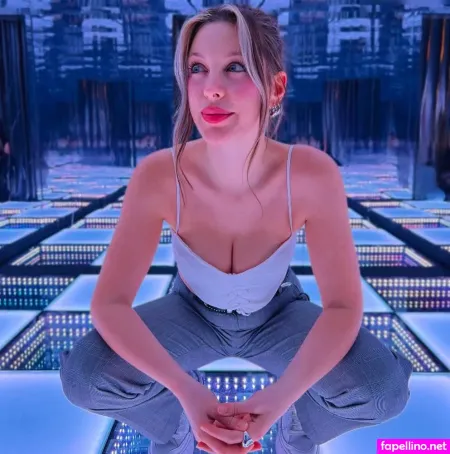 Julia Nageler OnlyFans Thumbnail #GpsqRPCtp0