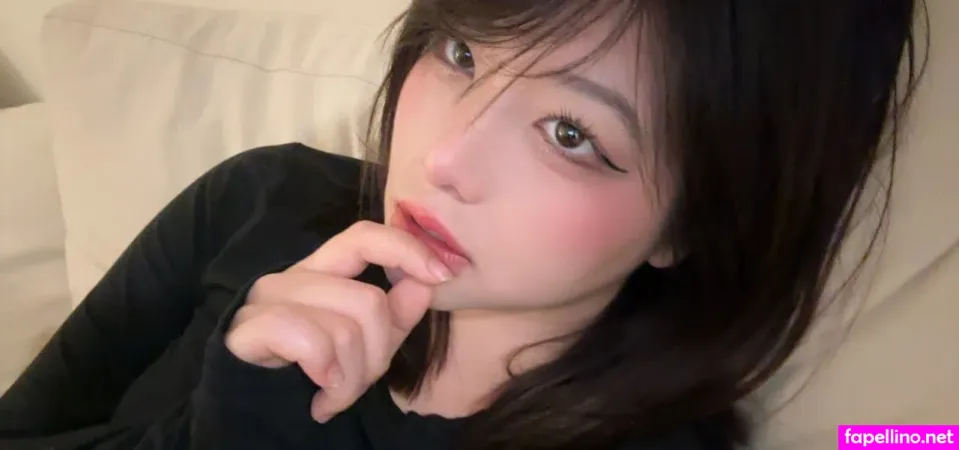 Julia Nakamura 1 OnlyFans Thumbnail #eEXxBbYfF5