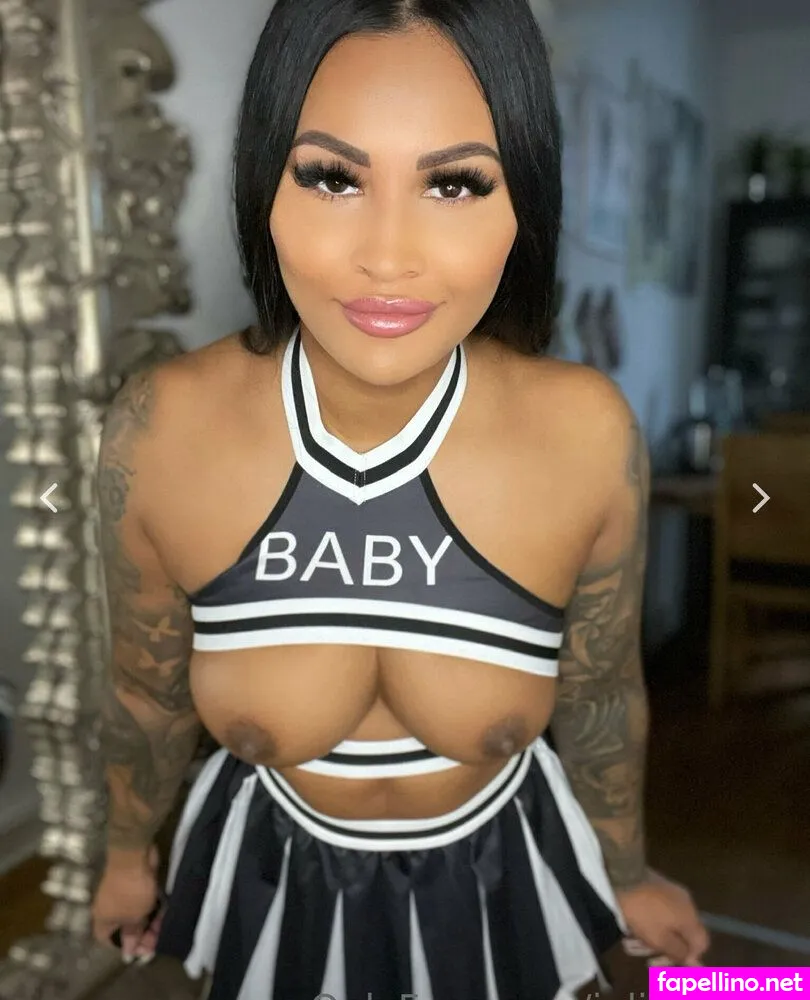 julia_natalie_, julianatalie Nude Leaked OnlyFans Photo #I0wESHHAOz