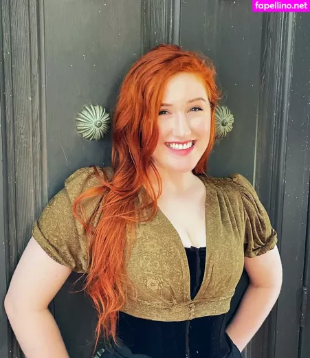 Julia Nilon OnlyFans Thumbnail #cJgaVLKGxu